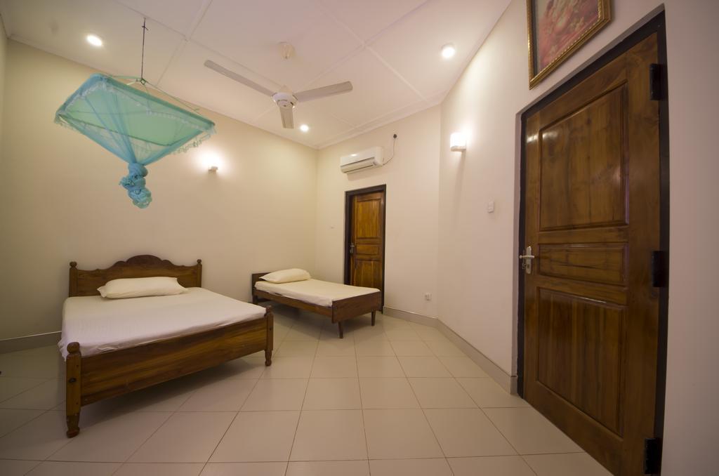 Hotel First House Mihintale Zewnętrze zdjęcie